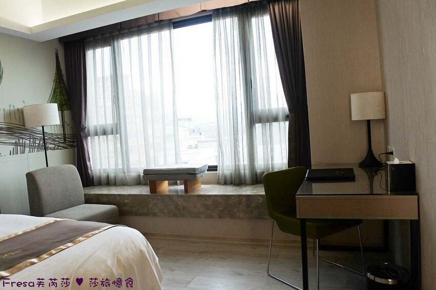 嘉義市西區嘉義飯店【尊皇大飯店】頂樓星空泳池＋月光酒吧＋嚮鍋火鍋吃到飽＋迎賓汽水免費暢飲.渡假放鬆玩一天│嘉義住宿│親子飯店