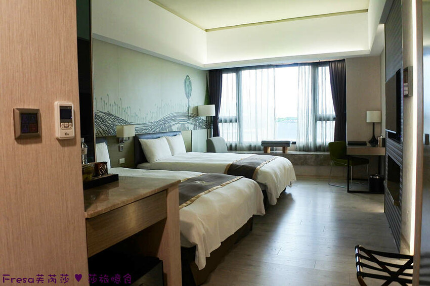 嘉義市西區嘉義飯店【尊皇大飯店】頂樓星空泳池＋月光酒吧＋嚮鍋火鍋吃到飽＋迎賓汽水免費暢飲.渡假放鬆玩一天│嘉義住宿│親子飯店