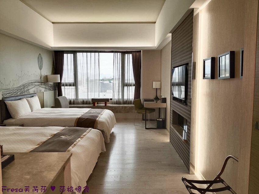 嘉義市西區嘉義飯店【尊皇大飯店】頂樓星空泳池＋月光酒吧＋嚮鍋火鍋吃到飽＋迎賓汽水免費暢飲.渡假放鬆玩一天│嘉義住宿│親子飯店