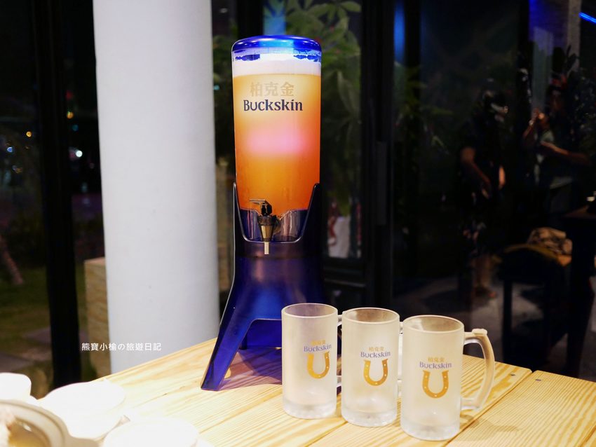 8號複合式啤酒屋,竹北台元科學園區旁平價快炒店,晚間有駐唱歌手現場音樂表演秀!提供免費停車場,內文附詳細菜單介紹。 @熊寶小榆の旅遊日記