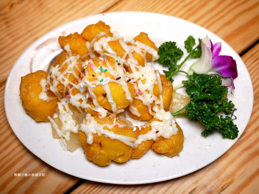 8號複合式啤酒屋,竹北台元科學園區旁平價快炒店,晚間有駐唱歌手現場音樂表演秀!提供免費停車場,內文附詳細菜單介紹。 @熊寶小榆の旅遊日記