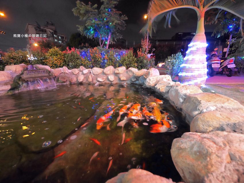 8號複合式啤酒屋,竹北台元科學園區旁平價快炒店,晚間有駐唱歌手現場音樂表演秀!提供免費停車場,內文附詳細菜單介紹。 @熊寶小榆の旅遊日記