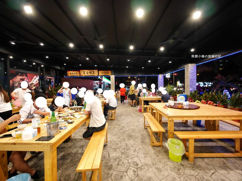 8號複合式啤酒屋,竹北台元科學園區旁平價快炒店,晚間有駐唱歌手現場音樂表演秀!提供免費停車場,內文附詳細菜單介紹。 @熊寶小榆の旅遊日記