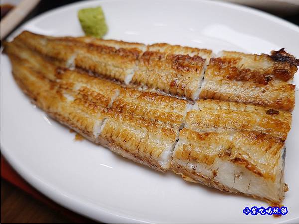 燒白鰻灑玫瑰鹽-三河中川屋台北店 (4).jpg