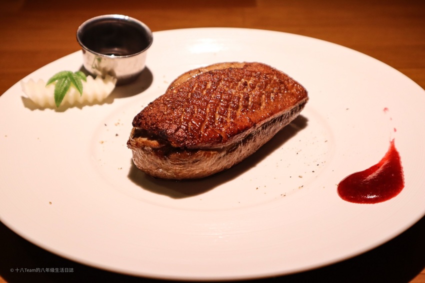 【台北美食】AgustoChef 奧古斯托|懷念不已的舒肥鴨胸、國父紀念館站美食、大安區義式餐廳、義大利麵燉飯