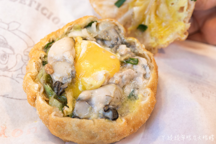 新竹平價牛排推薦99元外帶牛排套餐！新竹清大夜市美食，比拳頭還大的蚵蛋包！會爆蛋液的炸蛋蔥油餅