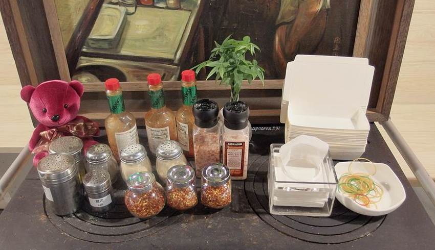 Pasta It家庭義式料理。低消89元享湯品、飲料無限暢飲，免服務費好停車友善親子餐廳，逢甲商圈家樂福青海店 - 蘋果話日常