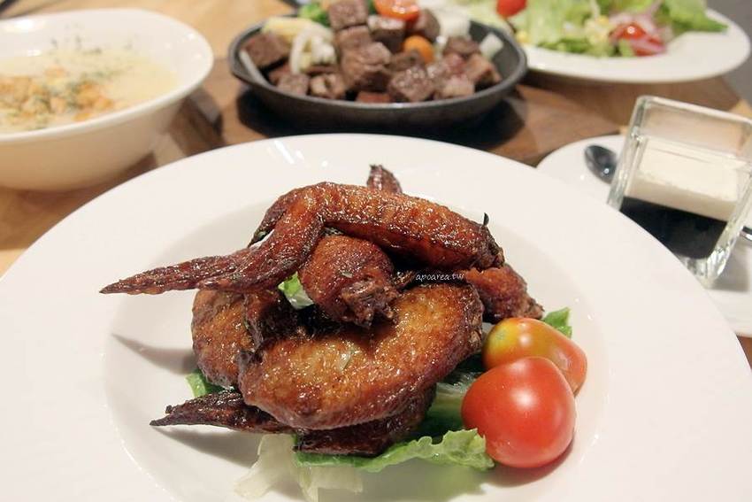 Pasta It家庭義式料理。低消89元享湯品、飲料無限暢飲，免服務費好停車友善親子餐廳，逢甲商圈家樂福青海店 - 蘋果話日常