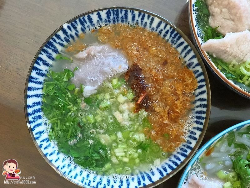 桃園戶政美食-紫芋芋頭米粉-香滑紫芋超濃郁,滿滿松阪豬跟虱目魚肚任你挑 (邀約) @民宿女王芽月-美食.旅遊.全台趴趴走