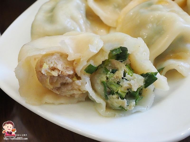 桃園戶政美食-紫芋芋頭米粉-香滑紫芋超濃郁,滿滿松阪豬跟虱目魚肚任你挑 (邀約) @民宿女王芽月-美食.旅遊.全台趴趴走