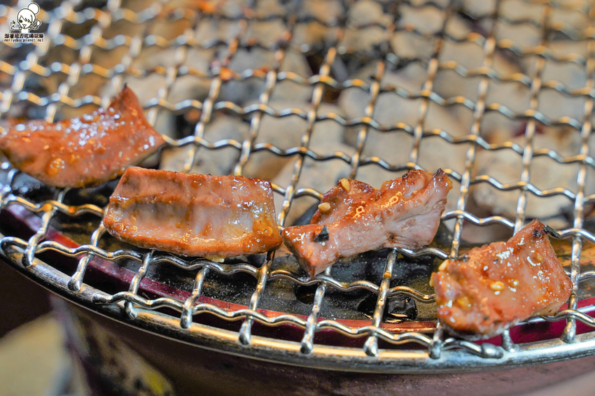 燒肉 富治燒肉 日本 日式 居酒屋 小酌 高雄美食 巷弄 好吃 必吃