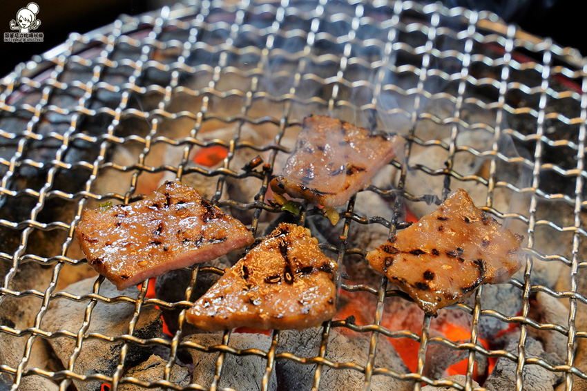 燒肉 富治燒肉 日本 日式 居酒屋 小酌 高雄美食 巷弄 好吃 必吃