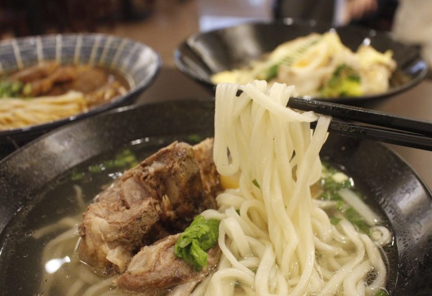【食  麵角麵食館 メン角】頭家遠赴香川縣學正宗讚岐うどん！麵條每日限量,堅持無添加,口感Ｑ軟好吃 - 艾瑪▪ 享受吃喝玩樂札記