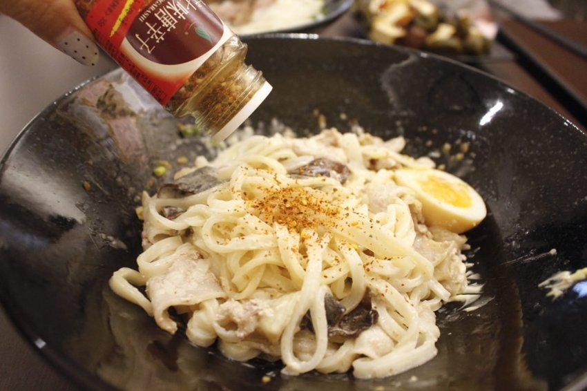 【食  麵角麵食館 メン角】頭家遠赴香川縣學正宗讚岐うどん！麵條每日限量,堅持無添加,口感Ｑ軟好吃 - 艾瑪▪ 享受吃喝玩樂札記