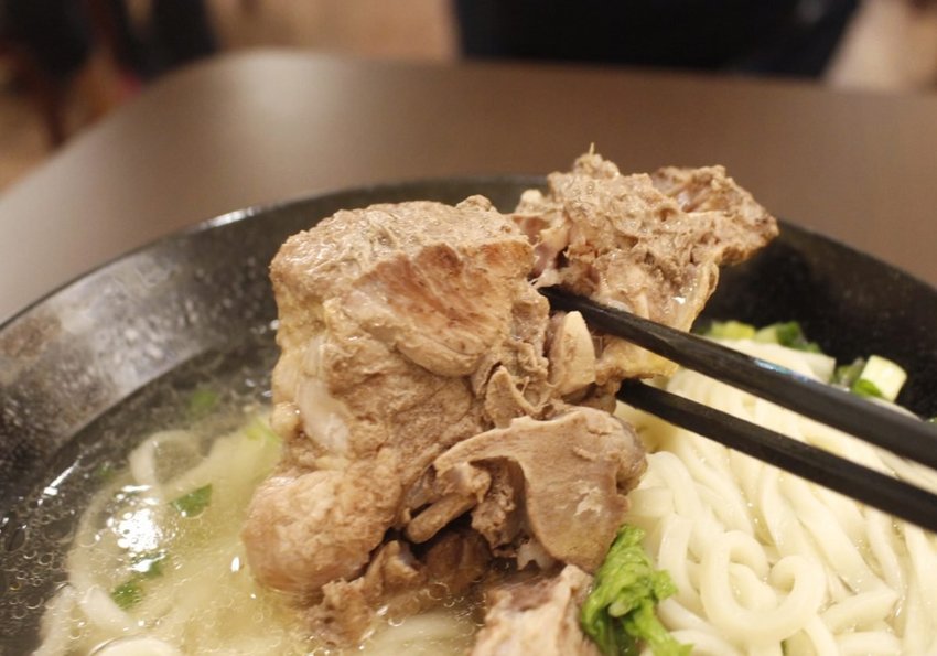 【食  麵角麵食館 メン角】頭家遠赴香川縣學正宗讚岐うどん！麵條每日限量,堅持無添加,口感Ｑ軟好吃 - 艾瑪▪ 享受吃喝玩樂札記
