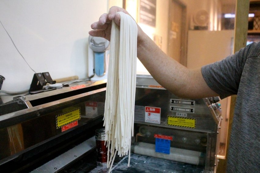 【食  麵角麵食館 メン角】頭家遠赴香川縣學正宗讚岐うどん！麵條每日限量,堅持無添加,口感Ｑ軟好吃 - 艾瑪▪ 享受吃喝玩樂札記