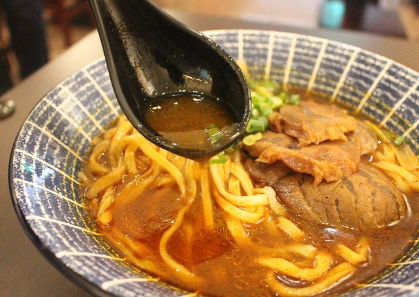 【食  麵角麵食館 メン角】頭家遠赴香川縣學正宗讚岐うどん！麵條每日限量,堅持無添加,口感Ｑ軟好吃 - 艾瑪▪ 享受吃喝玩樂札記