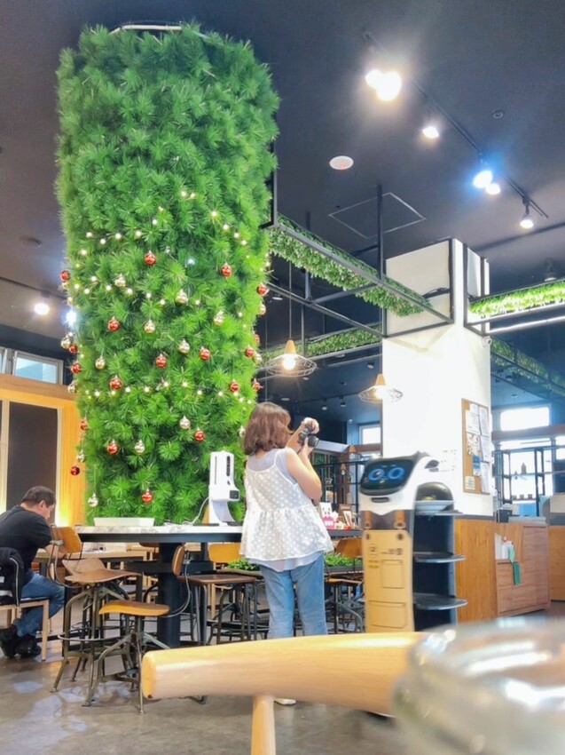 台中市西屯區[台中西屯] SP夏帕義大利麵 逢甲店｜季節限定-粉雪奶霜草莓塔 ｜滿滿18顆新鮮草莓 好拍又好吃｜逢甲平價義大利麵｜室內空間超大｜內附菜單 - 萍姐愛分享