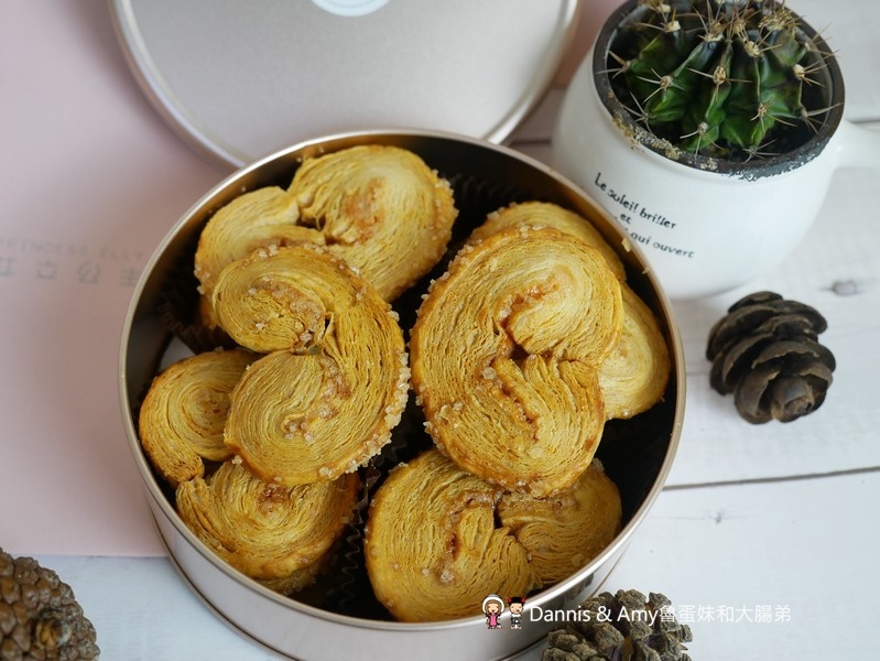 新竹甜點推薦︱艾立公主 Princess Elly夢幻杯子蛋糕專賣店。生日聚會下午茶點心。婚禮PARTY首選。彌月蛋糕禮盒點心(影片) 新竹甜點推薦︱艾立公主 Princess Elly夢幻杯子蛋糕專賣店。生日聚會下午茶點心。婚禮PARTY首選。彌月蛋糕禮盒點心(影片)