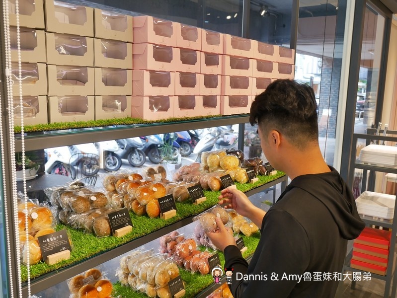 新竹甜點推薦︱艾立公主 Princess Elly夢幻杯子蛋糕專賣店。生日聚會下午茶點心。婚禮PARTY首選。彌月蛋糕禮盒點心(影片) 新竹甜點推薦︱艾立公主 Princess Elly夢幻杯子蛋糕專賣店。生日聚會下午茶點心。婚禮PARTY首選。彌月蛋糕禮盒點心(影片)