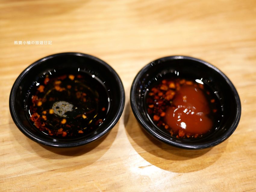 【台中東區美食】阿蓮米粉湯,台中後火車站60年老店,改走文青風古早味麵店!內文附詳細菜單價位介紹。 @熊寶小榆の旅遊日記