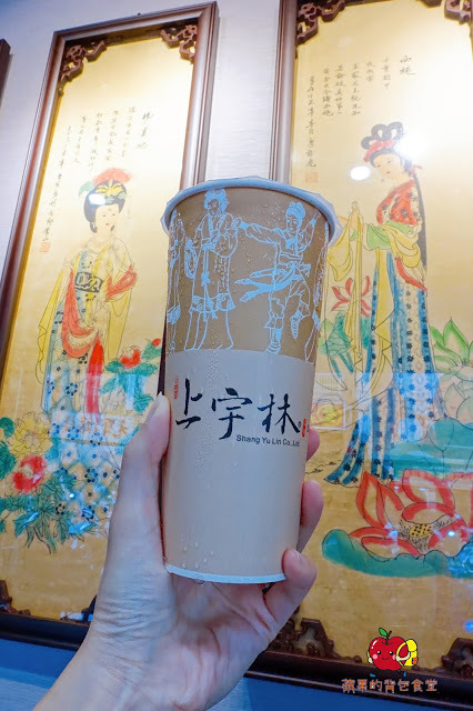 [食記] 新竹北區-上宇林東門店 珍珠粉角一次滿足太極鮮奶茶 香甜解膩葡萄柚綠 充滿茶香雪浮奶烏龍茶