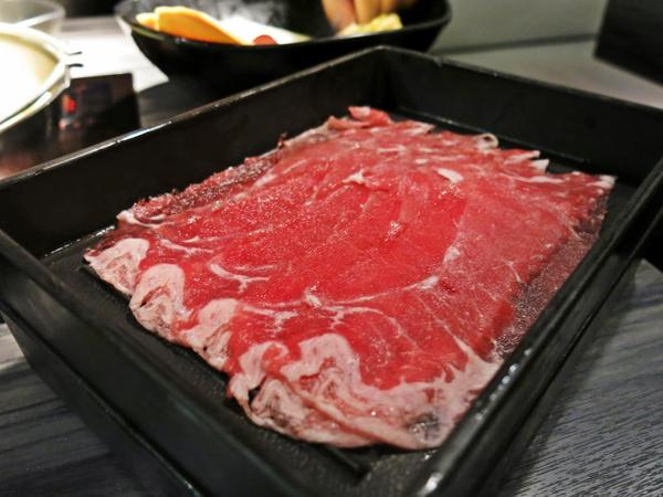 本燔野菜農場(台北南京店)：※窩客島試吃※【捷運中山站】經濟實惠又養生的火鍋吃到飽 — 本燔野菜農場