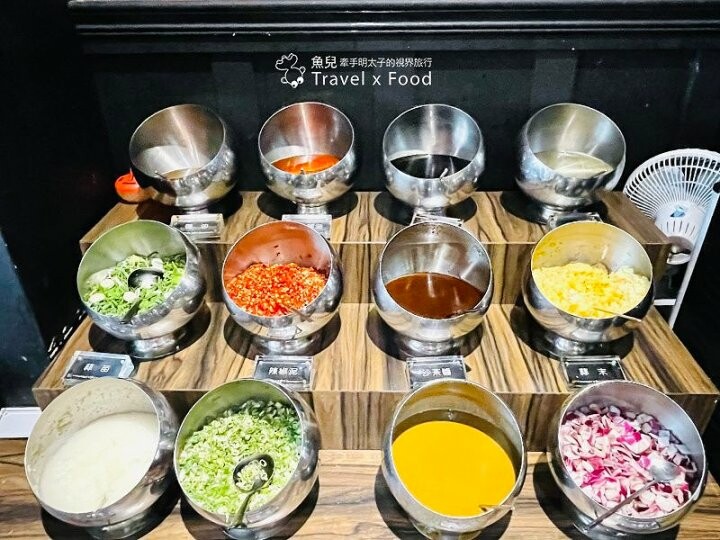大胃王最愛!頂級和牛吃到飽,生啤喝到飽,當季水果也嗑到飽!澎湖囝仔的自學菜譜,巴適經典麻辣鍋(林口店) @魚兒 x 牽手明太子的「視」界旅行