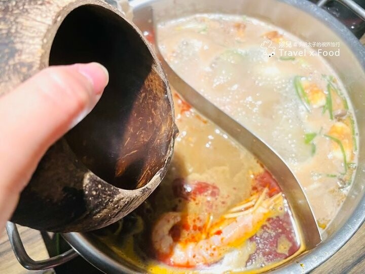 大胃王最愛!頂級和牛吃到飽,生啤喝到飽,當季水果也嗑到飽!澎湖囝仔的自學菜譜,巴適經典麻辣鍋(林口店) @魚兒 x 牽手明太子的「視」界旅行