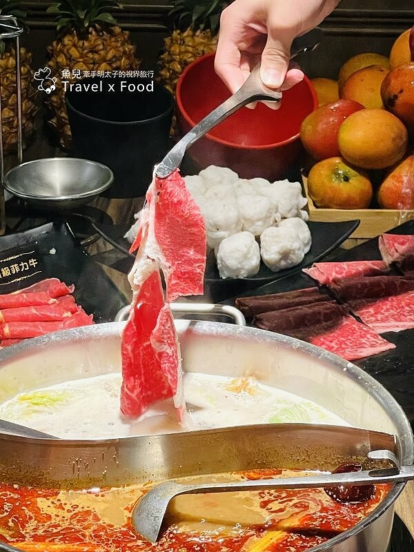 大胃王最愛!頂級和牛吃到飽,生啤喝到飽,當季水果也嗑到飽!澎湖囝仔的自學菜譜,巴適經典麻辣鍋(林口店) @魚兒 x 牽手明太子的「視」界旅行