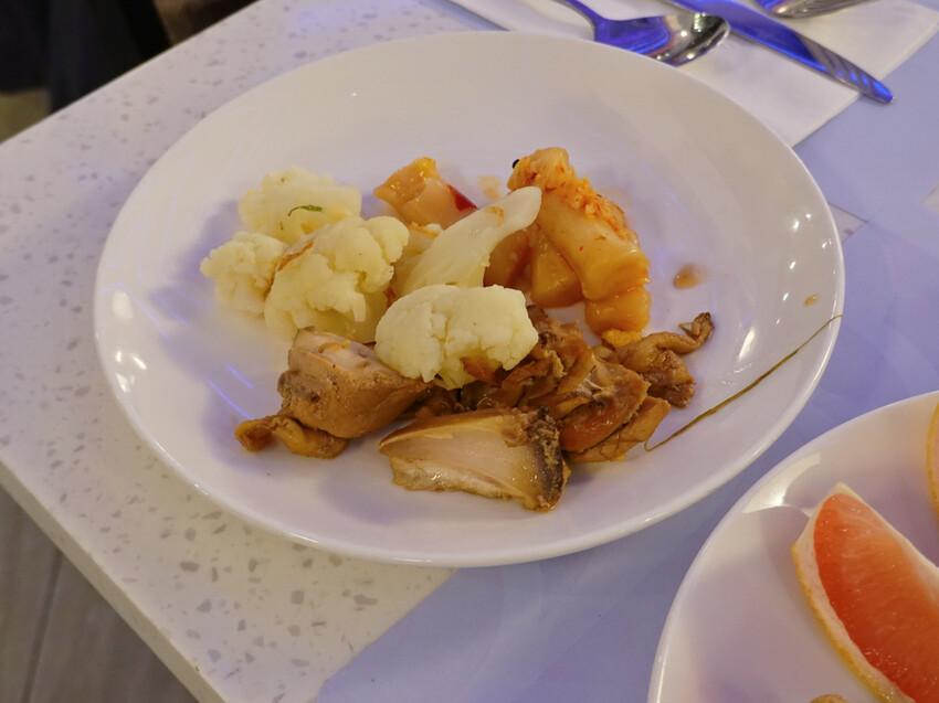 台北市中正區台北中正—魅麗海 中庭餐廳｜百元吃粗飽半自助Buffet｜西門町、德立莊酒店、秀山街