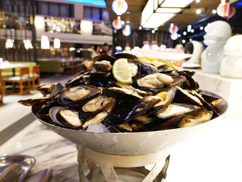 台北市中正區台北中正—魅麗海 中庭餐廳｜百元吃粗飽半自助Buffet｜西門町、德立莊酒店、秀山街