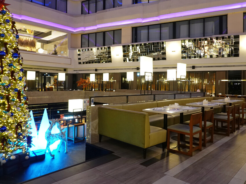 台北市中正區台北中正—魅麗海 中庭餐廳｜百元吃粗飽半自助Buffet｜西門町、德立莊酒店、秀山街