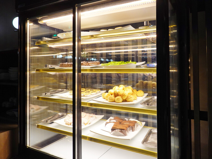 台北市中正區台北中正—魅麗海 中庭餐廳｜百元吃粗飽半自助Buffet｜西門町、德立莊酒店、秀山街