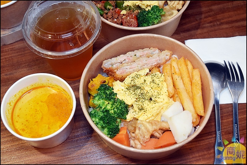 斐得蔬食。高CP值素食便當健康美食送到家~還有調理包在家也能DIY @商妮吃喝遊樂