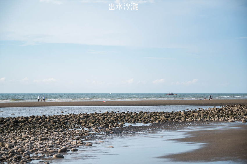 |苗栗景點|出水沙灘,苑裡隱藏版祕境,最新IG打卡沙丘景點,還有今年爆紅的抹茶石海灘都在這 - Hallo!Im 婷兒