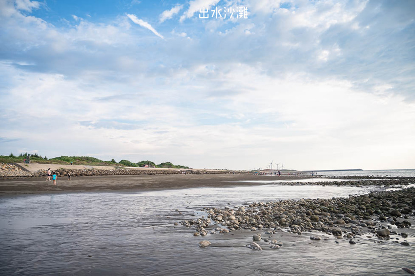 |苗栗景點|出水沙灘,苑裡隱藏版祕境,最新IG打卡沙丘景點,還有今年爆紅的抹茶石海灘都在這 - Hallo!Im 婷兒