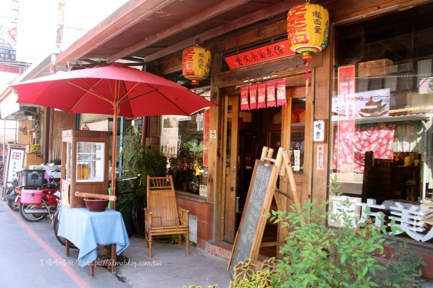 〖北埔老街〗半日遊!30年黃媽媽菜包.在地人都吃50年榕樹下小吃.伴手禮米食麻糬買不完