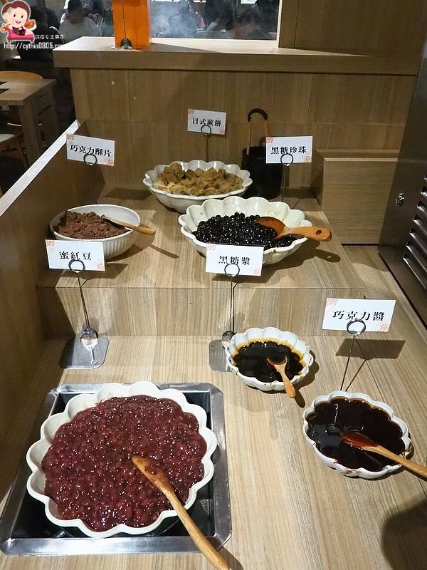 桃園中壢美食-聚北海道鍋物-自助吧268元牛肉壽喜燒吃到飽，肉肉瀑布也太仙氣飄飄了吧!!  (邀約) @民宿女王芽月-美食.旅遊.全台趴趴走