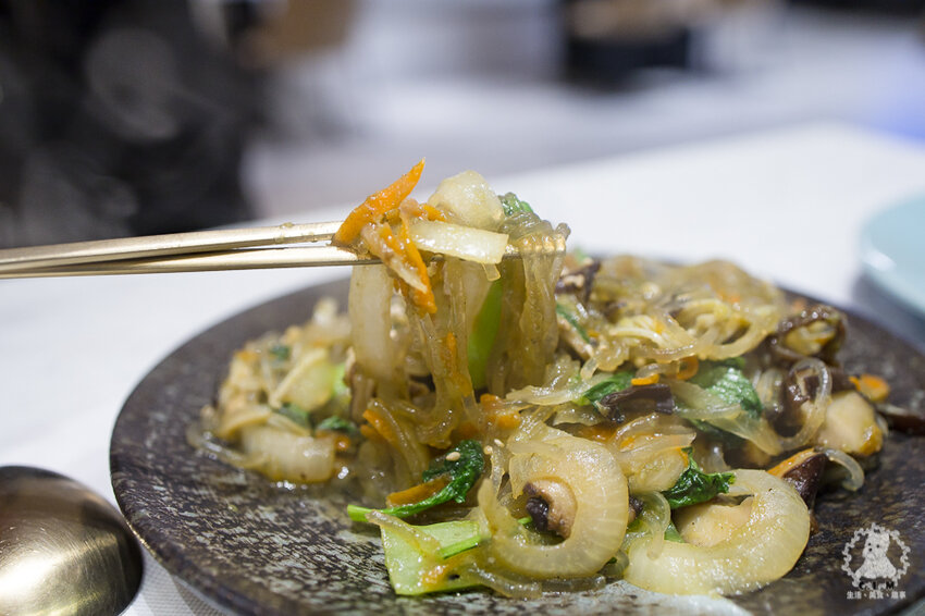 GOGI GOGI 韓式燒肉 桃園藝文店｜桃園藝文特區食記｜明亮簡約韓系網美風格韓式燒肉、韓式料理推薦