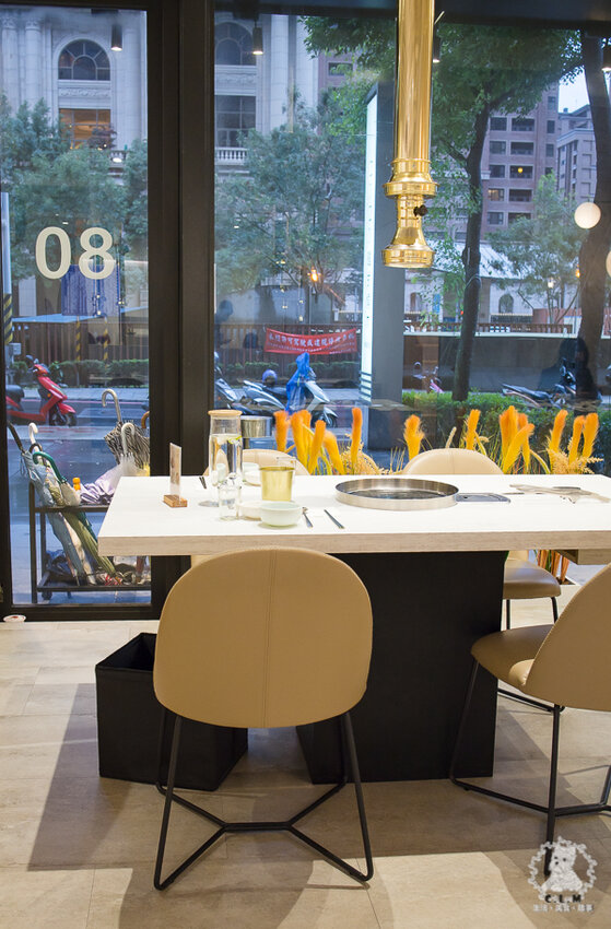 GOGI GOGI 韓式燒肉 桃園藝文店｜桃園藝文特區食記｜明亮簡約韓系網美風格韓式燒肉、韓式料理推薦