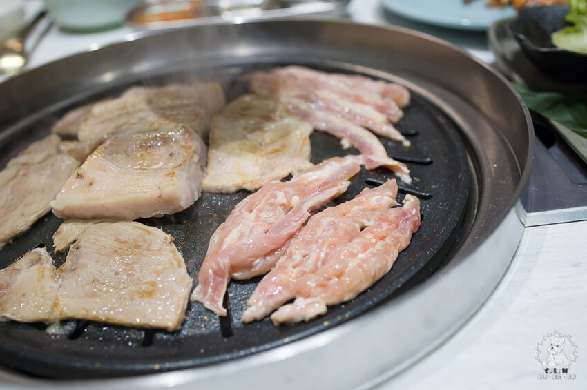 GOGI GOGI 韓式燒肉 桃園藝文店｜桃園藝文特區食記｜明亮簡約韓系網美風格韓式燒肉、韓式料理推薦