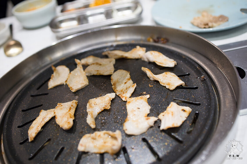 GOGI GOGI 韓式燒肉 桃園藝文店｜桃園藝文特區食記｜明亮簡約韓系網美風格韓式燒肉、韓式料理推薦