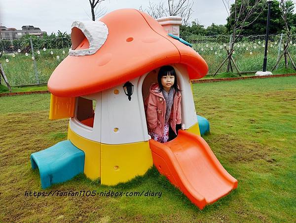 【宜蘭包棟民宿推薦】大翡翠莊園民宿 #電動車 #卡拉ok #烤肉 #兒童遊戲區 #宜蘭民宿推薦 (40).JPG