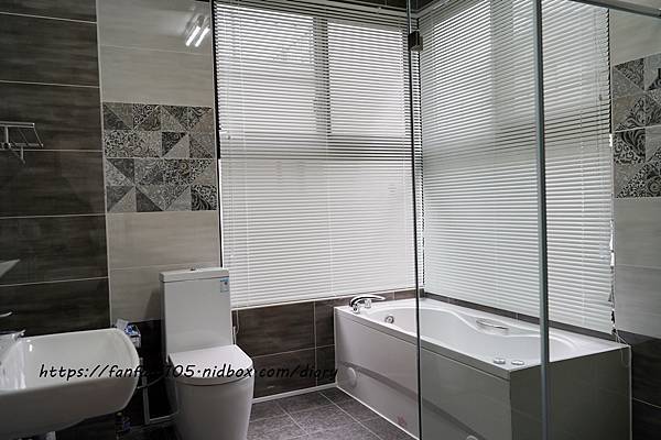 【宜蘭包棟民宿推薦】大翡翠莊園民宿 #電動車 #卡拉ok #烤肉 #兒童遊戲區 #宜蘭民宿推薦 (20).JPG