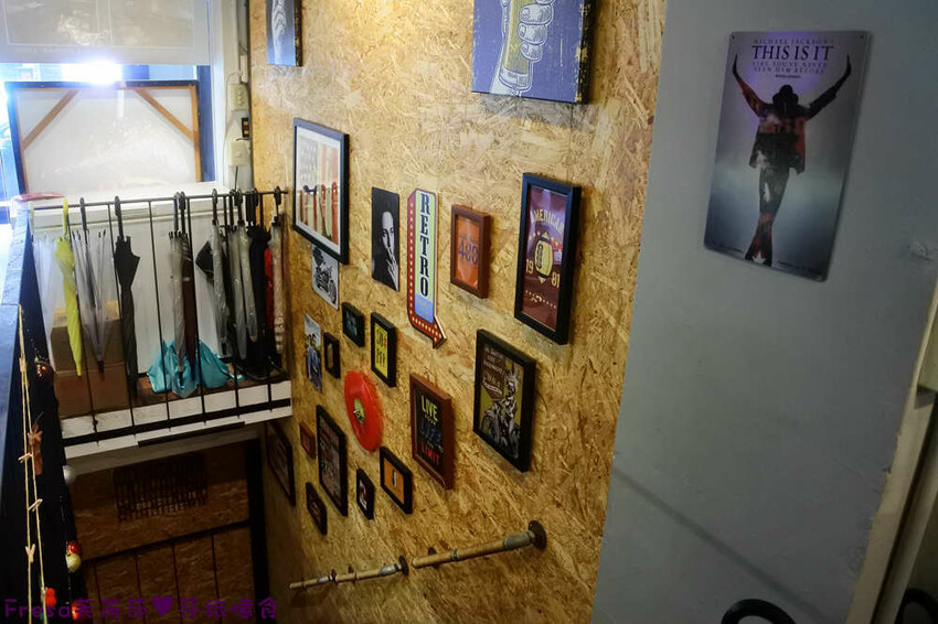 台北漢堡【史丹貓美式餐廳】西門町聚餐推薦！全日供餐松露香！比臉大的牛肉漢堡│義大利麵│運動賽事│萬華美食 - Fresa芙芮莎♥莎旅憶食