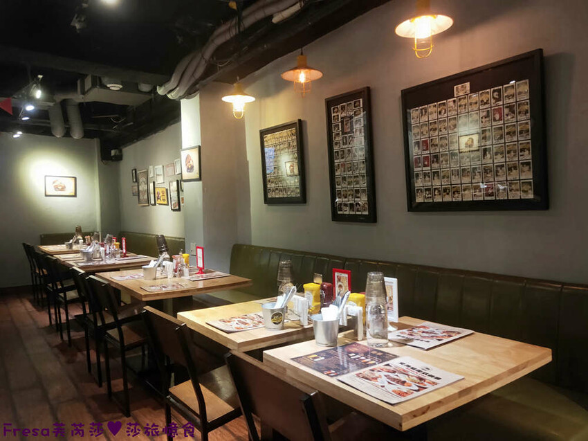 台北漢堡【史丹貓美式餐廳】西門町聚餐推薦！全日供餐松露香！比臉大的牛肉漢堡│義大利麵│運動賽事│萬華美食 - Fresa芙芮莎♥莎旅憶食
