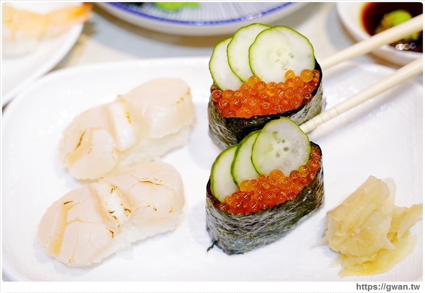 台中新開平價壽司,超厚鮭魚肚,滿滿油花好嫩口,還有味增湯只要15元!