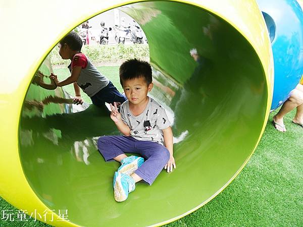 屏東蘭州街勝利動物溜滑梯公園19.JPG