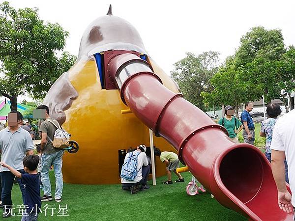 屏東蘭州街勝利動物溜滑梯公園12.JPG